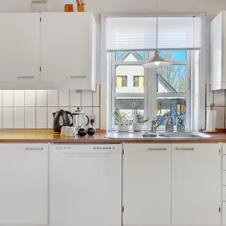 3 Bedroom Gorgeous In Feriehus *